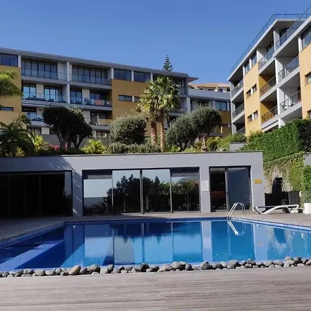 Zen Pearl-luxury Com Piscina * Funchal (Madeira)