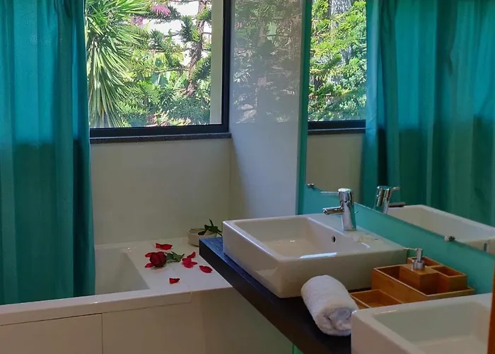 Apartment Zen Pearl-luxury Com Piscina Funchal (Madeira)